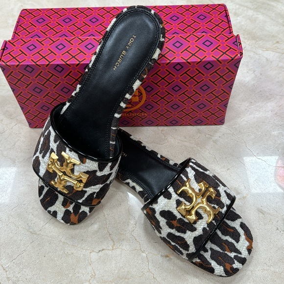 TORY BURCH ELEANOR SLIDE GOAT AND PATENT LEATHER W/LEOPARD PRINT STRAP SIZE 8 - Picture 10 of 13